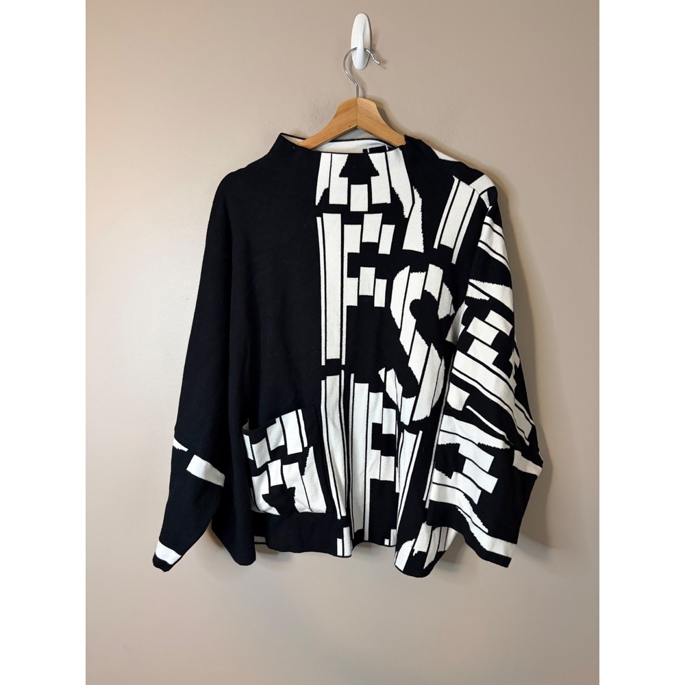 Joseph Ribkoff Sweater Women XL Black White Excellent Abstract Graphic Knit Top